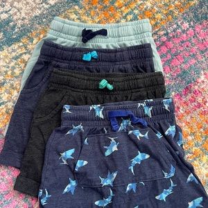 4 Cat and Jack 2T shorts